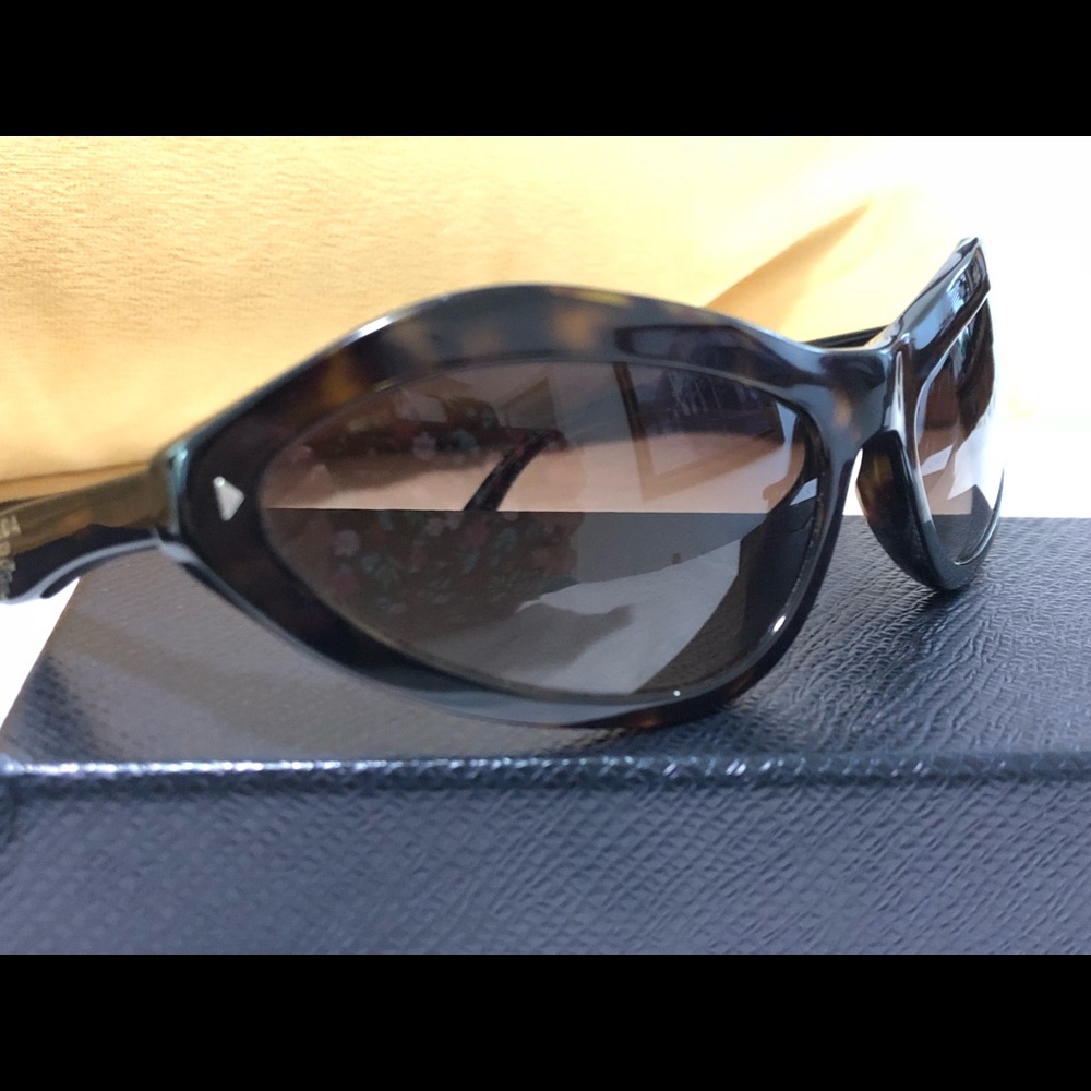 Prada retro cat-eye - Picture 3 of 4